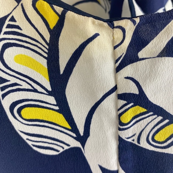 J Crew Carrie 100% silk cami top strappy tank tropical leaf print navy blue 4 - Picture 7 of 12